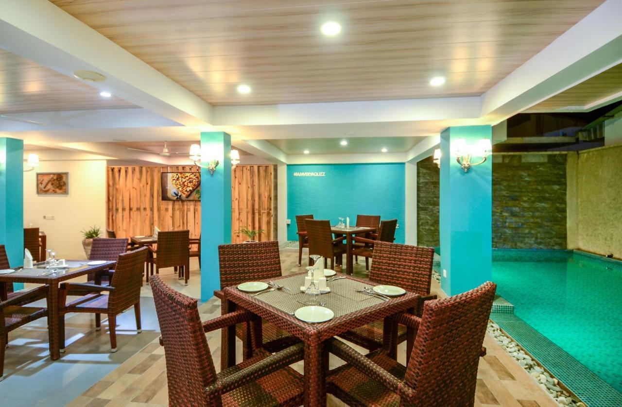Aquzz Hotel & Spa - Maldives Maafushi Bagian luar foto